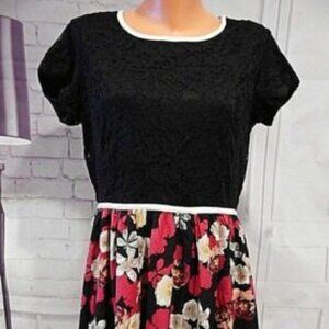 DownEast Black Shadow Floral Lace Silky Flowy Dress Small